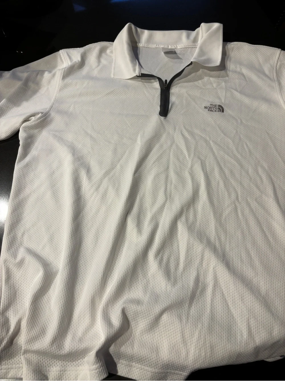 The North Face Men’s vapor weave White Half-Zip Performance Polo xl never worn